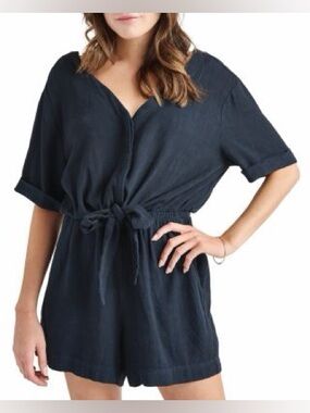 Splendid Navy Nolan Romper with short Sleeve and Tie-Waist Small
